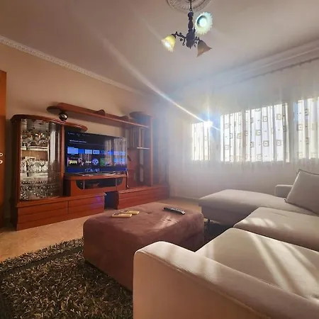 Apartment Ring Flat W 24h Check In